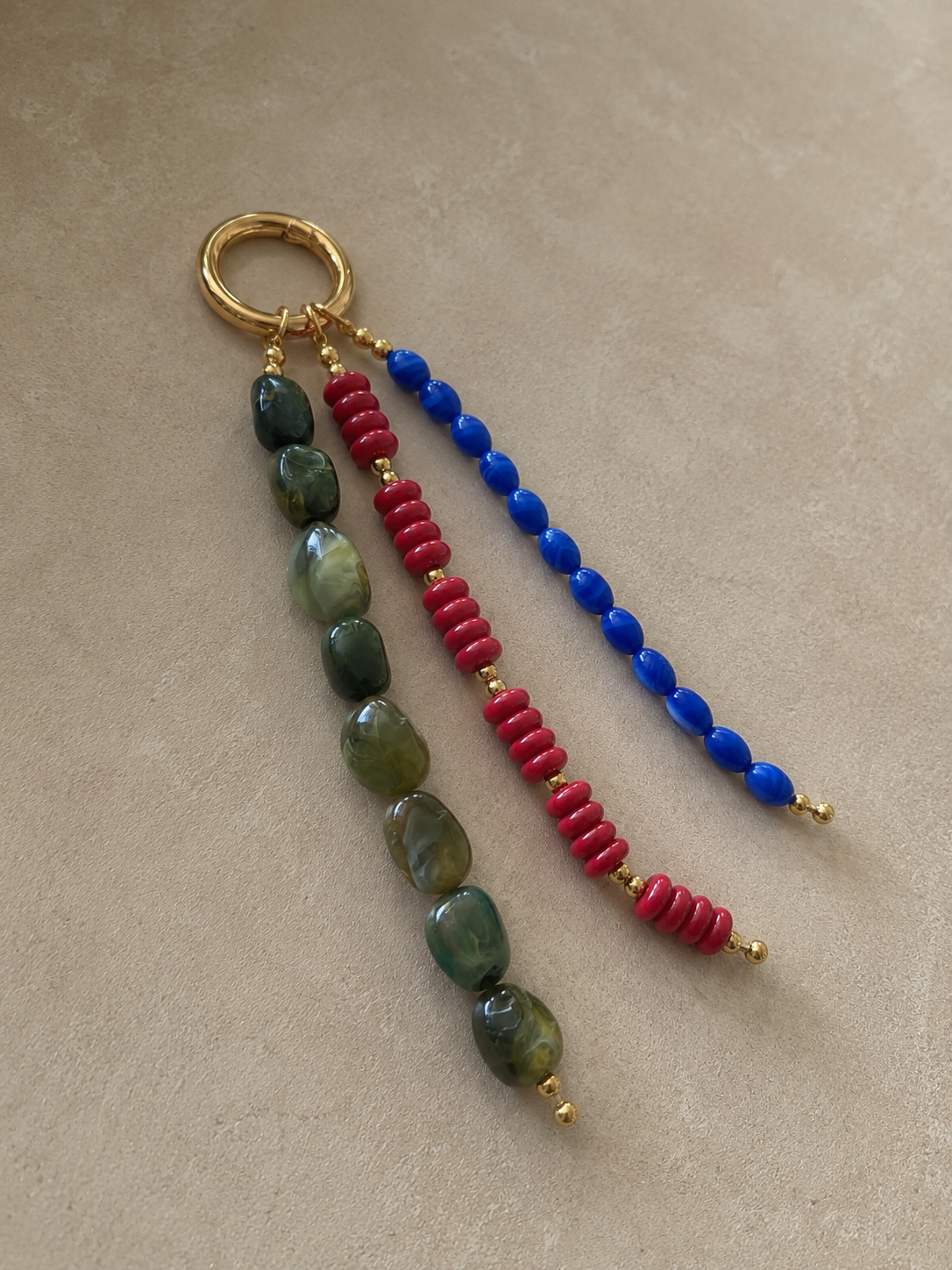 Green Red Blue Three Strand Beaded Bag Keychain Gold Ring